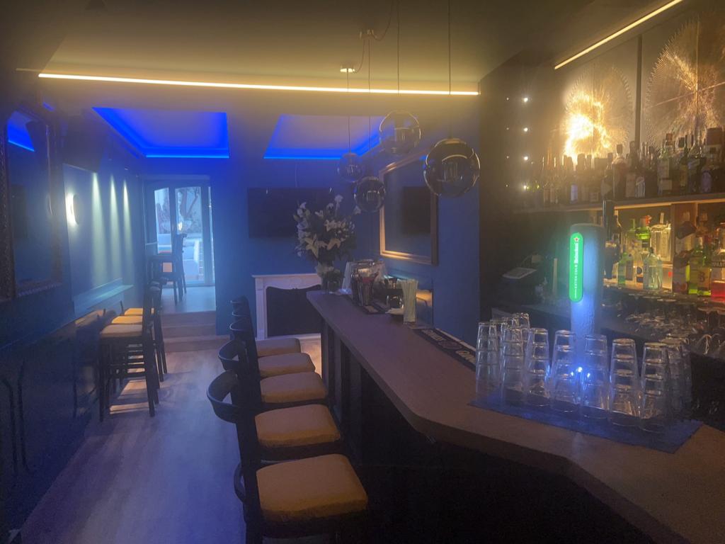 Fachada 7 Lounge
